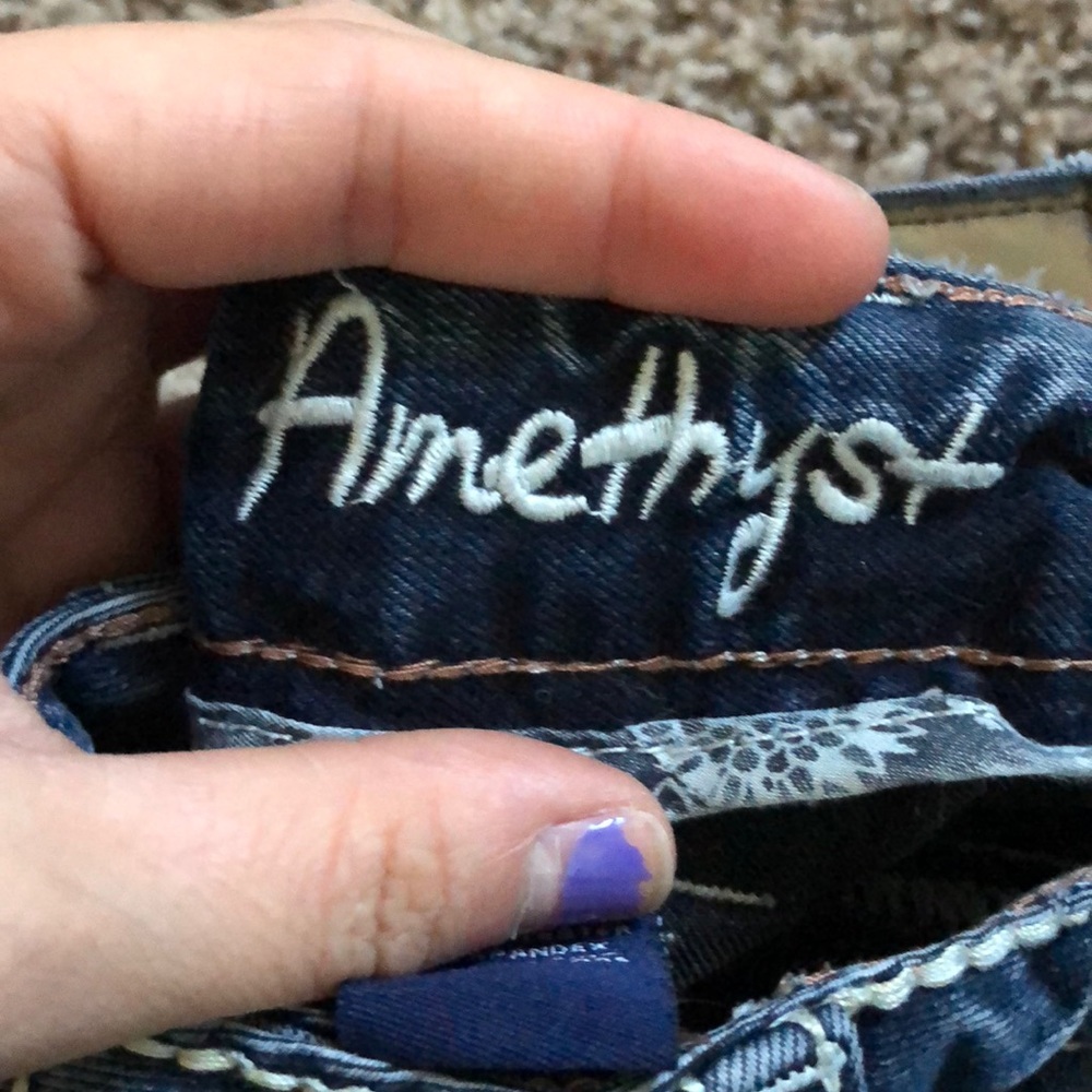 Jeans - Picture 2 of 3